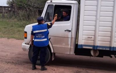 CONTINÚAN LOS CONTROLES EN EL ÚNICO ACCESO A LA LOCALIDAD