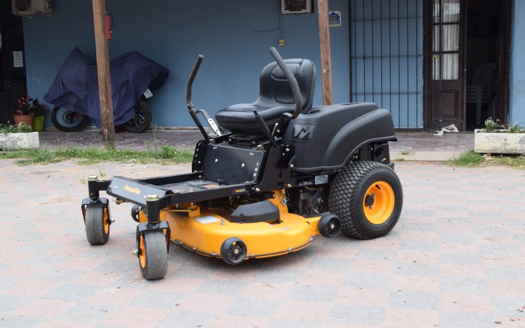 ADQUISICIÓN DE UN MINITRACTOR CORTA CÉSPED