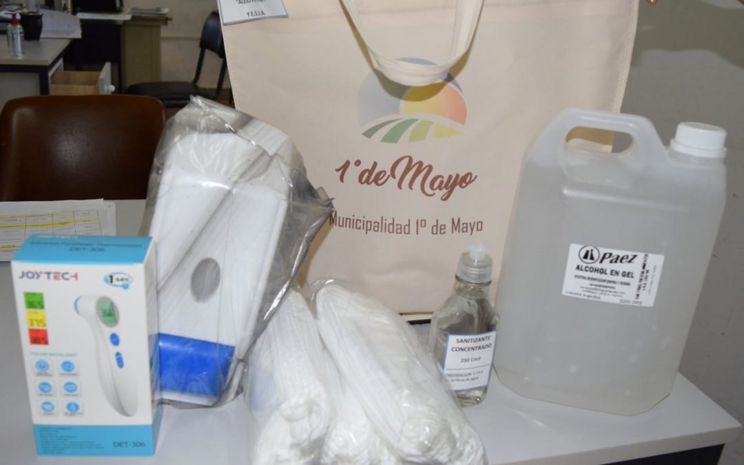 ENTREGA DE KITS DE HIGIENE Y PREVENCIÓN EN ESCUELAS LOCALES