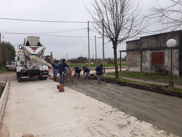 CONSTRUCCIÓN DE UNA CUADRA DE HORMIGÓN