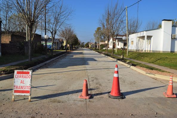 FINALIZÓ LA CONSTRUCCIÓN DE UNA CUADRA DE HORMIGÓN EN CALLE 25 DE MAYO