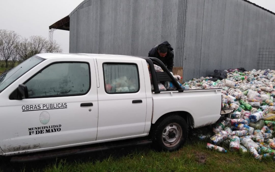 NUEVA ENTREGA DE BOTELLAS DE AMOR A LA COMUNA DE ARROYO BARÚ