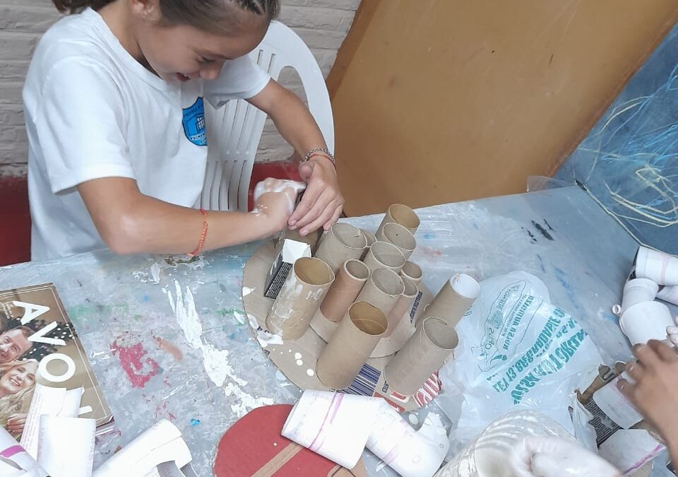 ¡SUMATE AL TALLER DE RECICLAJE CREATIVO PARA CHICOS!