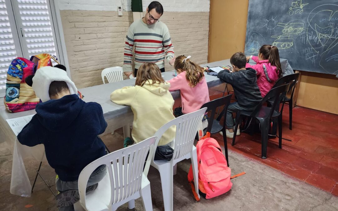 INICIO DE LAS CLASES DE APOYO ESCOLAR DEL PROGRAMA EDUCANDO EN MOVIMIENTO 2023